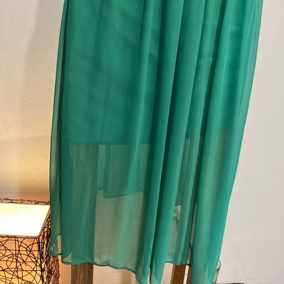 David’s Bridal NWT yoga style formal prom dress size 2 - Picture 3 of 14